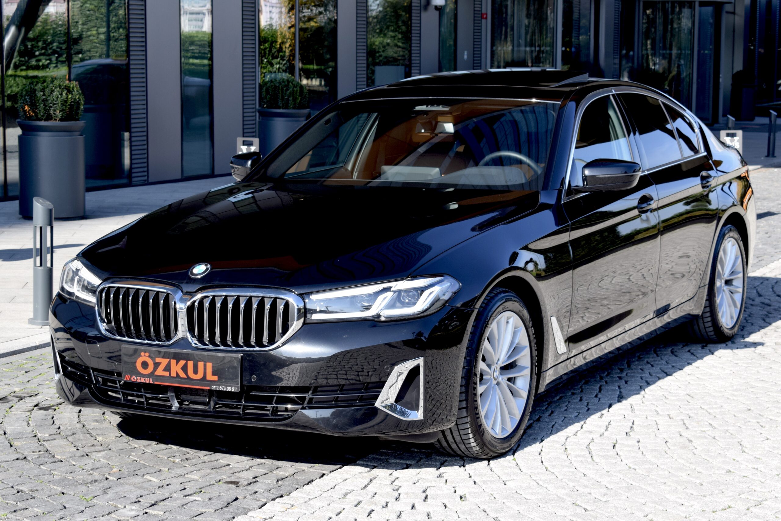2023 BMW 5.20i