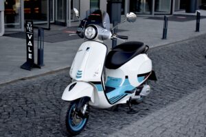2023 VESPA PRIMAVERA 125