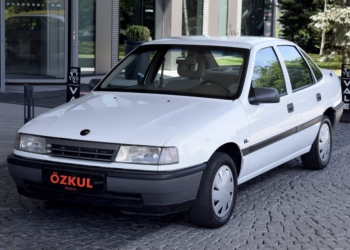 1991 OPEL VECTRA