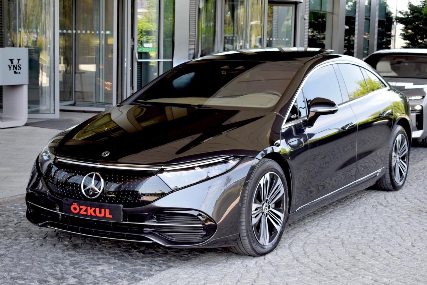 2023 MERCEDES EQS 450