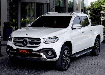 2019 MERCEDES X250d