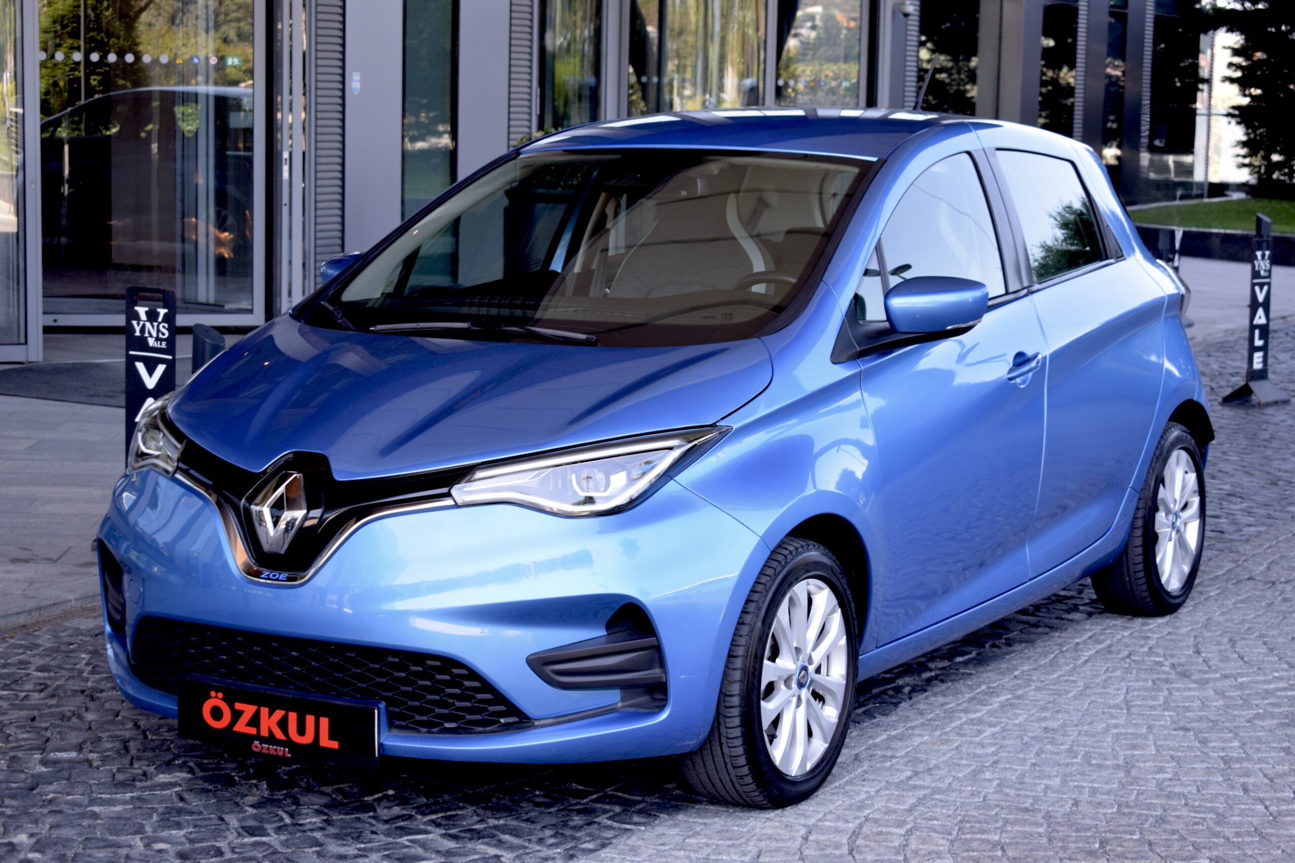 2020 RENAULT ZOE