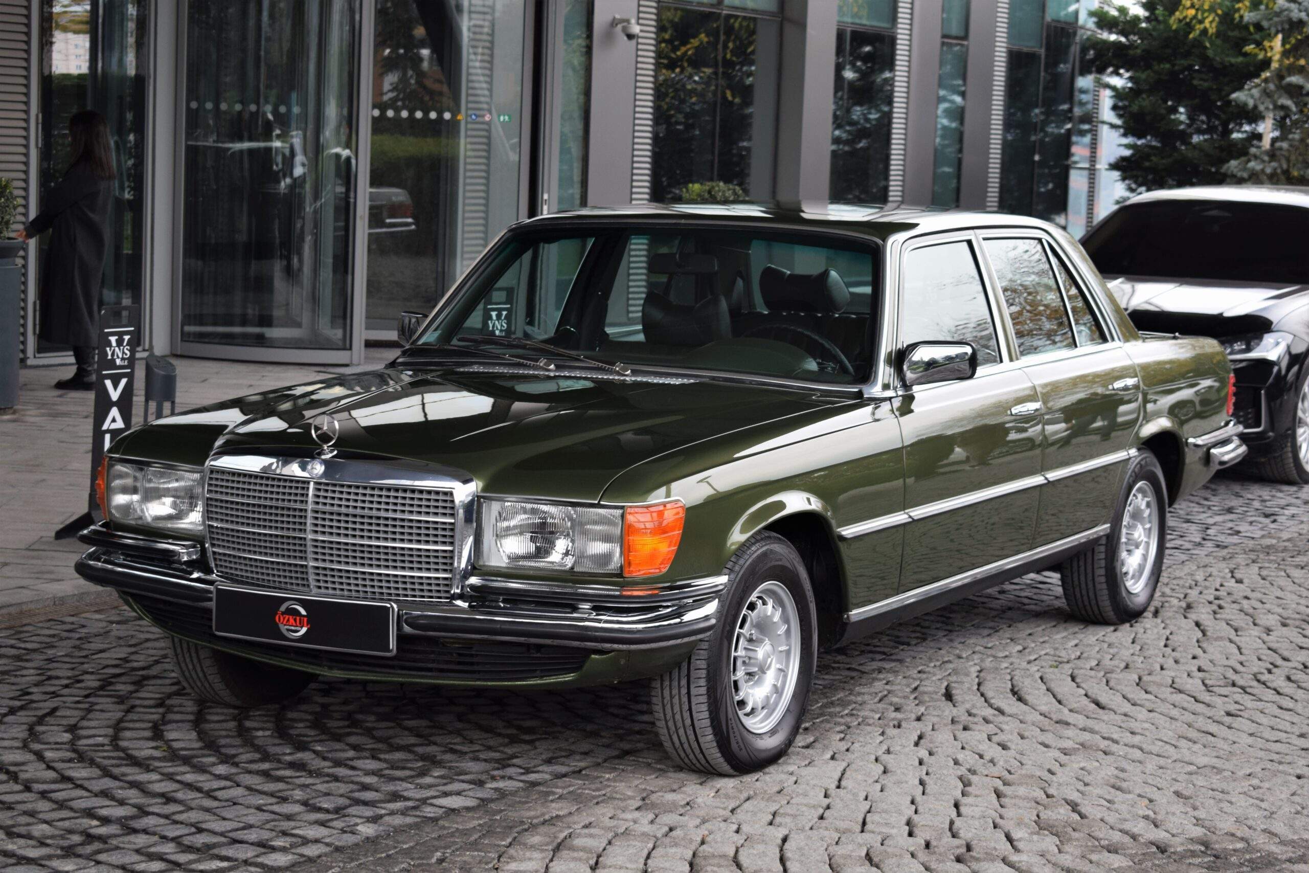 1976 MERCEDES 280SE