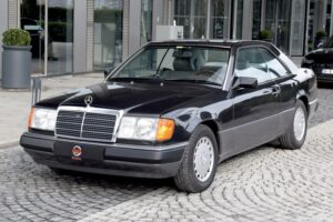 1989 MERCEDES 300 CE