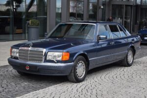 1990 MERCEDES 300 SEL