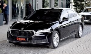 2025 SKODA SUPERB 1.5 TSI HYBRID PREMIUM