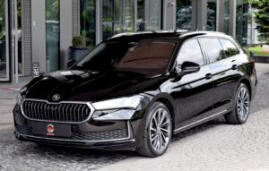 2024 SKODA SUPERB COMBI 1.5 TSI HYBRID LAURIN&KLEMENT CRYSTAL